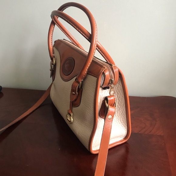 Dooney and Bourke bag - Picture 4 of 12